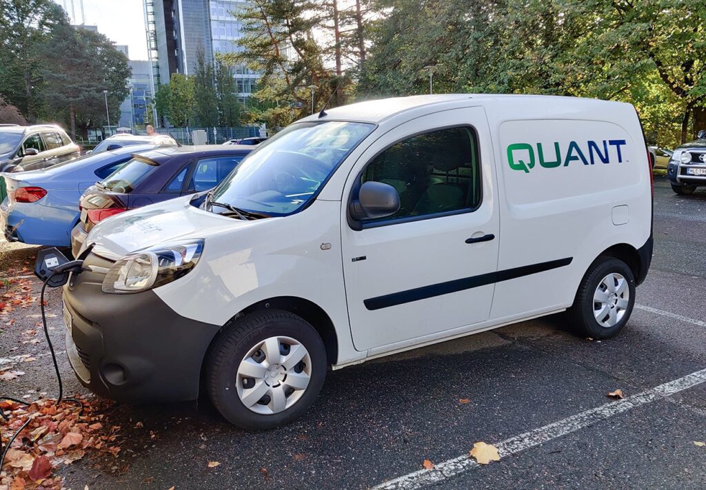 Quantin autokanta sähköistettiin NF Fleetin toimesta.